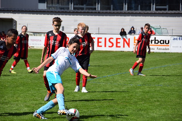 镇定自若地 镇定自若地